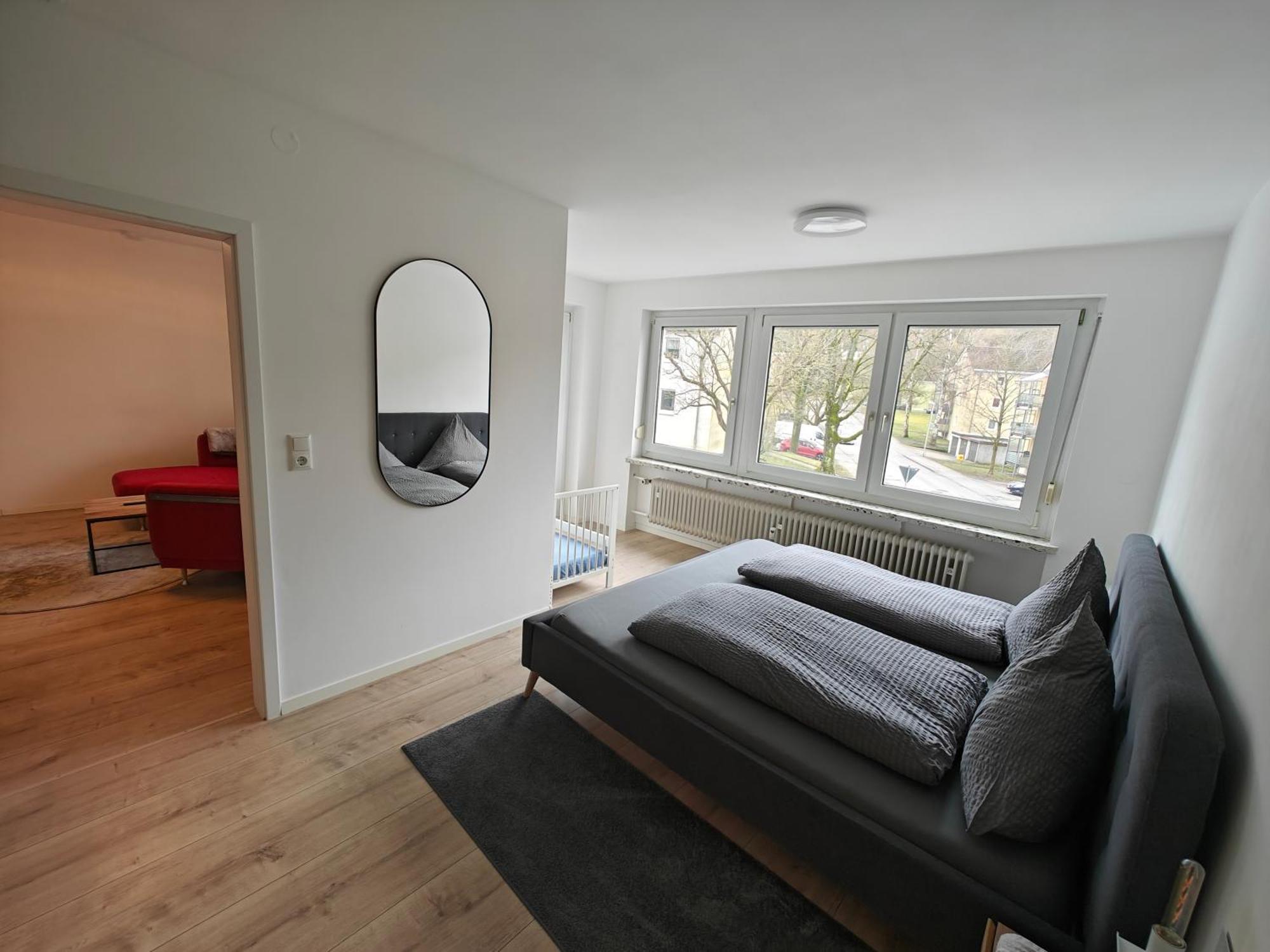 Ferienwohnung "Sorgenfrei" In Coburg ! - Im Eg Mit Privatparkplatz & Balkon Buitenkant foto