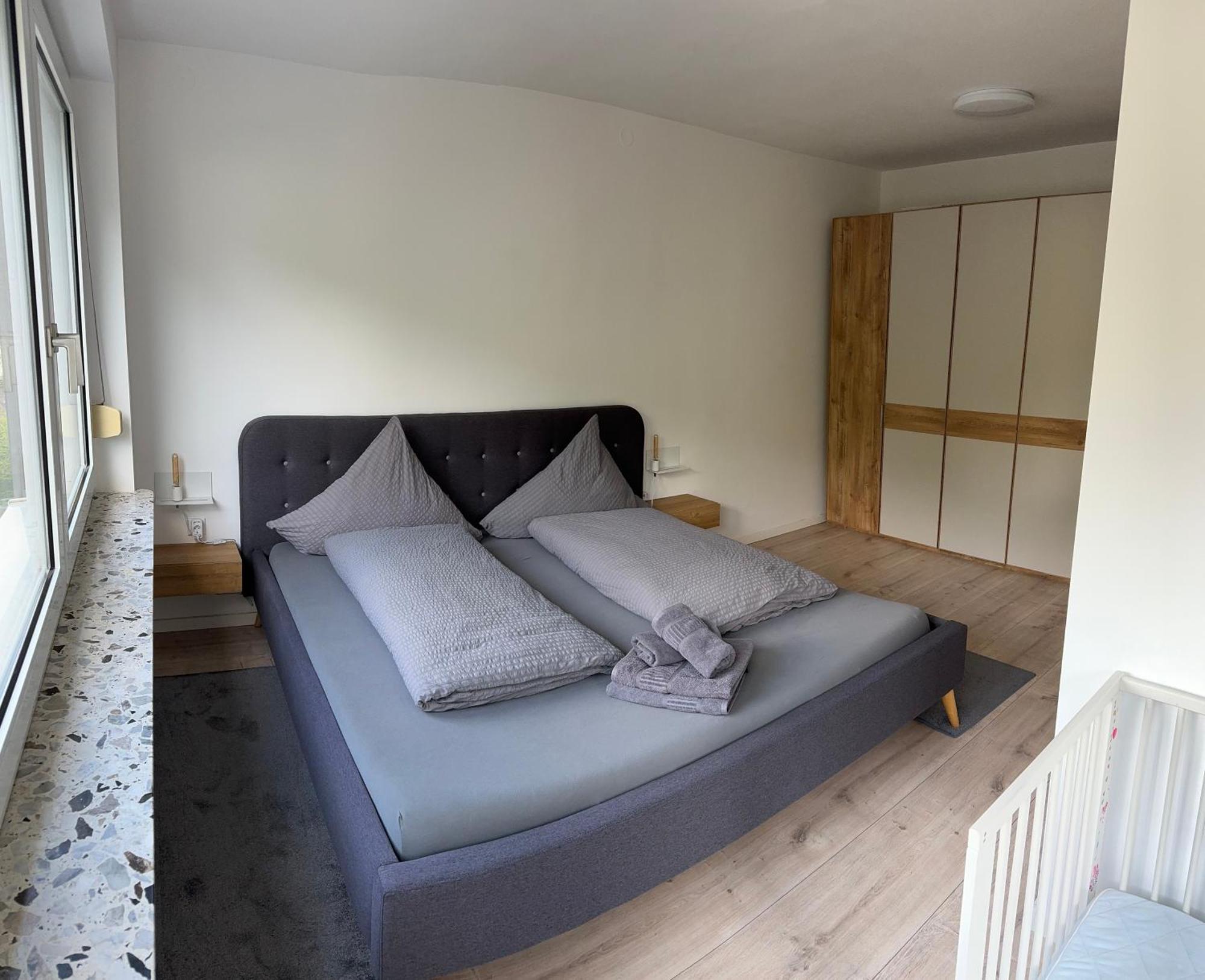 Ferienwohnung "Sorgenfrei" In Coburg ! - Im Eg Mit Privatparkplatz & Balkon Buitenkant foto